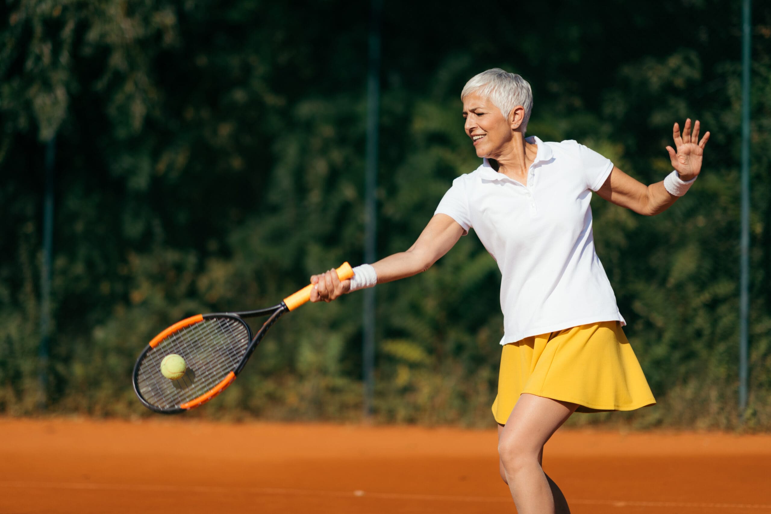 A woman playing tennis